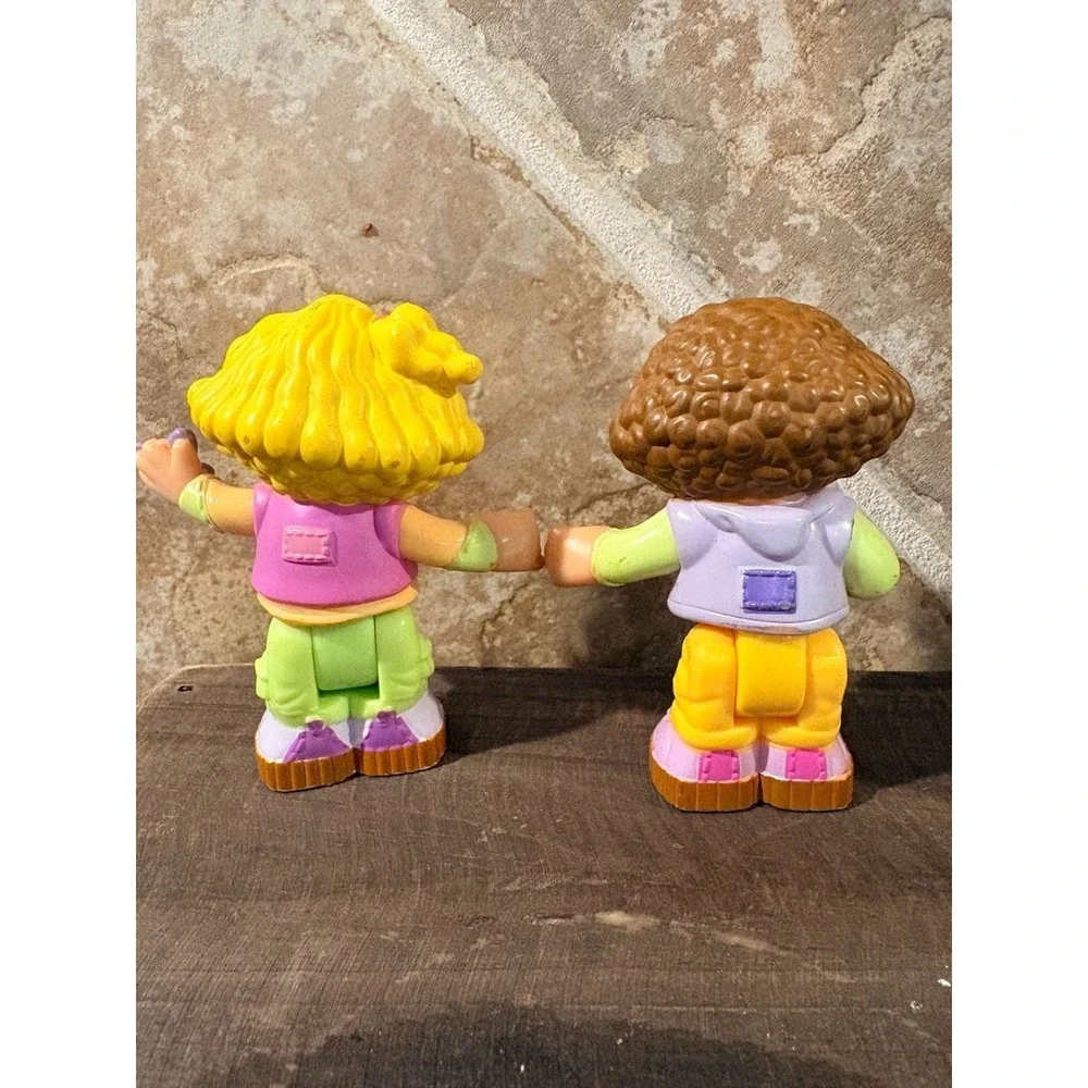 Fisher Price Little People Sarah Lynn and Maggie Camping Adventure Figures Pair